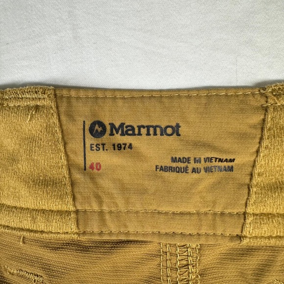 Marmot Shorts Mens 40 Tan Brown Zip Cargo Pocket Hiking Outdoor Trail Trek Walk - Picture 3 of 11